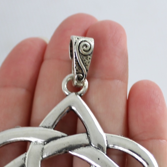 New Celtic Trinity Knot Necklace Pendant Silver - Picture 3 of 7